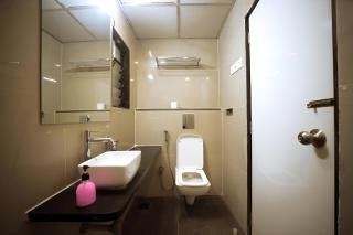 Stay Retreats At Precious Pearl - Nr International Airport Mumbai - Mumbai - 7