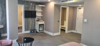 Mia Berre Hotels - 2