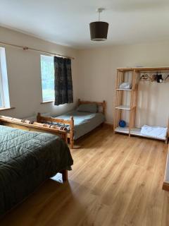 #1 - Family or Triple Room in Ballinamore, Leitrim - Ballinamore - 5