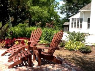 Secluded Country Cabin Rental with Beautiful Garden Space near Fayetteville, Arkansas - Elkins - 5