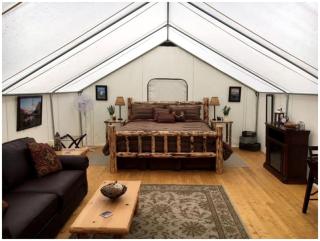 Gorgeous Luxury Tent Rental near Glacier National Park in Montana - 5