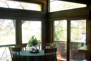 Riverfront Cabin Rental with a Private Hot Tub in Saugatuck, Michigan - Saugatuck - 1