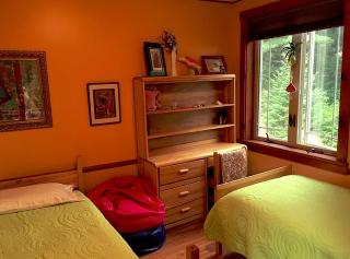 Amazing Mountain View Cottage Rental in Au Sable Forks, New York - Au Sable Forks - 2