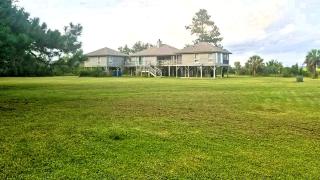 Waterfront Vacation Rental with a Hot Tub and Dock on Edisto Island, South Carolina - Edisto Island - 9