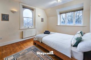 Whalley Range Hideaway 7mins to City with Parking - Manchester - 2