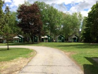Rustic Vacation Rental for Couples near Hoffman Notch, New York - Schroon Lake - 8