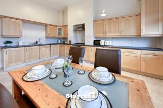Whalley Range Hideaway 7mins To City With Parking - Manchester - 8