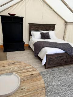 Off-Grid Safari Tent with Lake Views in Washington - Mount Vernon - 5