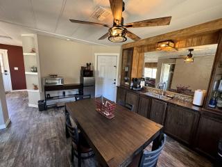 Cozy Creekside Cottage with Deck and Fire Pit in Camp Verde, Arizona - Camp Verde - 7