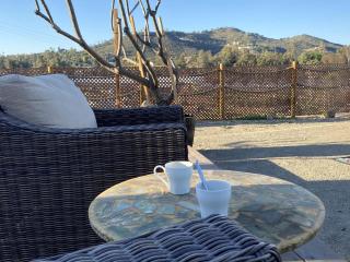 Artsy Airstream for a California Glamping Weekend near San Diego - San Marcos - 3