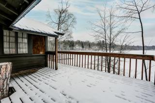 Stunning Cabin Getaway Surrounded by Towering Pine Trees in Walker, Minnesota - Walker - 9