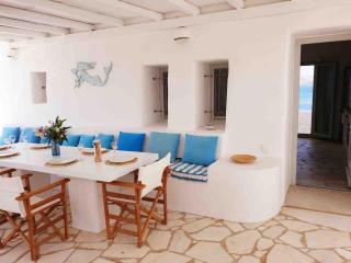 Villa by the Sea with pool Parasporos Paros 1 - Kampos Páros - 1