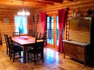 Spacious Vacation Rental Perfect for Family Reunions near Pittsburgh, Pennsylvania - Emlenton - 4