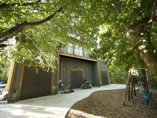 Stately and Unique Cabin Rental with a Wood-Burning Stove near Logan, Utah - Smithfield - 9
