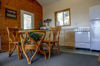Cozy Cabin with Beach Access on Cook Inlet, Alaska - Kasilof - 4