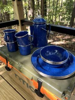 Spacious Equipped Bell Tent with Deck, Fire Pit and Picnic Space in Tennessee - 3