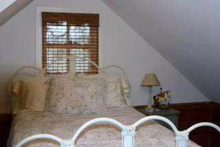 Pet-Friendly Getaway with a Hot Tub near Austin Texas - McDade - 7