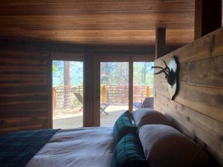 Luxury Camping Cabin with an Indoor Fireplace in Idyllwild, California - Idyllwild - 5