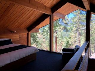 Luxury Camping Cabin with an Indoor Fireplace in Idyllwild, California - Idyllwild - 3