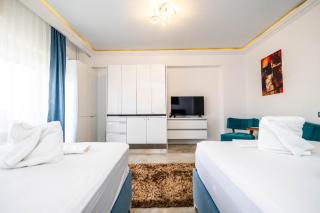Studio Deja Blue White Tower - Mamaia - 6