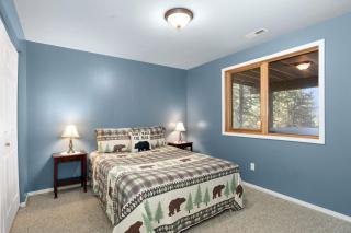 Spacious Rustic Cabin Rental with a Hot Tub in Cheney, Washington - 6