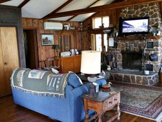 Cozy Cabin with Ocean Views near Chesapeake Beach, Maryland - Port Republic - 6