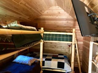 Rustic Cabin in a Charming Location in Stevens County, Washington - - 4