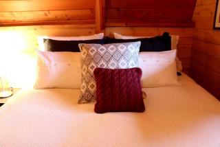 Cozy Secluded Log Cabin with Scenic Mountain Views near Park City, Utah - Wanship - 1