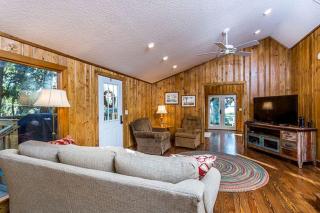 Gorgeous Riverfront Getaway Cabin with Private Dock on Saint Simons Island, Georgia - 9