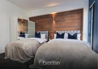 Fabulous Manchester House - 5 Beds Sleeps 8 - Free Parking - by PureStay - 6