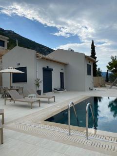 Ionian Stone Luxury Villas - Nikiana - 8