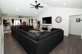 The Family Farmhouse Sleeps 24 - 0