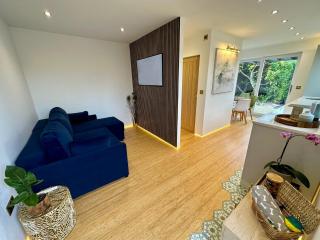 Luxurious guest house in Yorkshire with parking - 5