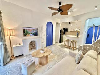 Mediterranean 1BHK Candolim Pool Wi-Fi - Calangute - 0