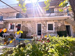 Quiet Blue Guesthouse - Vlorë - 8