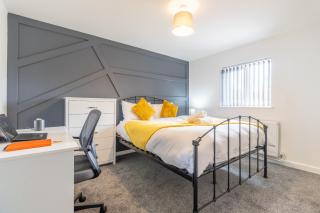 Newly Refurbed, Driveway, 4-BR House, Ensuite - Northampton - 9