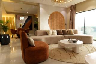 3 BEDROOM PENTHOUSE AND PRIVATE ROOFTOP LOUNGE in IKATE - Lekki - 4