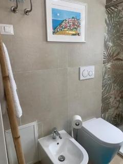 Modern Studio in Bari with Air Conditioning and Parking - 4