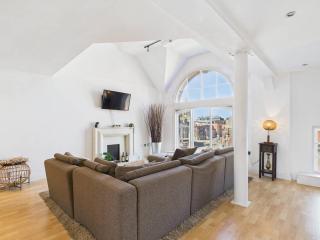 City View - Sleeps 8 - Contractors - Long stays - Wolverhampton - 0