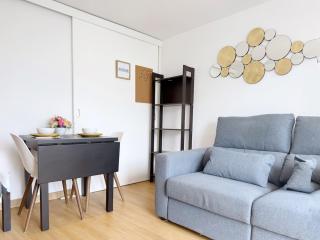 Basilio Studio next to Ladra Flea Market - Lissabon - 7