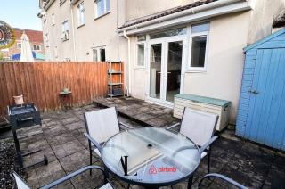 Lovely 2 BR Home By AltoLuxoExperience Short Lets & Serviced Accommodation With Free Wifi & Parking - Bristol - 9