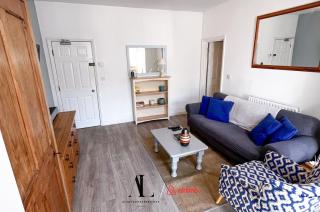 Lovely 2 BR Home By AltoLuxoExperience Short Lets & Serviced Accommodation With Free Wifi & Parking - Bristol - 5