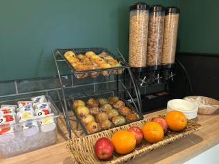 Rideau Heights Inn - 5