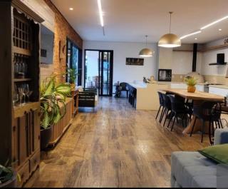 Lindo Sítio Estilo Moderno - 0
