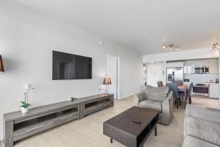 Waterfront 2 BR Luxury Apartment with Ocean views in Beachfront Resort - Hallandale Beach - 3