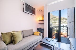 Flamingo 804: Stylish Top Floor Sea Point Studio - Città del Capo - 0