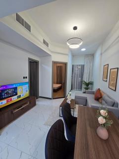 Daraqa - Modern 1BR Apartment in Peaceful Dubai Land - 9