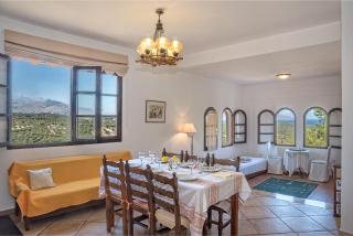 Charming Country House with View - 3