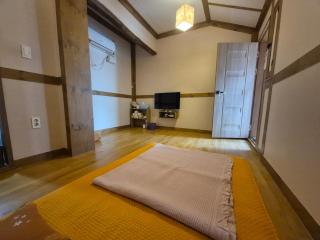 Jeonju Tosarang Guesthouse - 4
