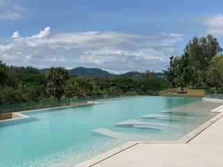 1 bdr Mountain View Apartment 50 m from Bangtao Beach - Bang Tao Beach - 9